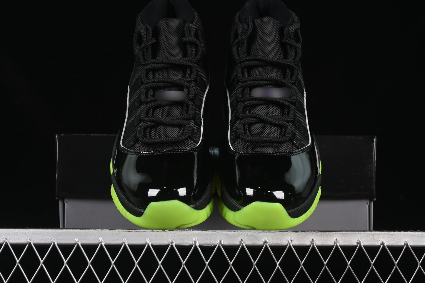 AJ11 #9