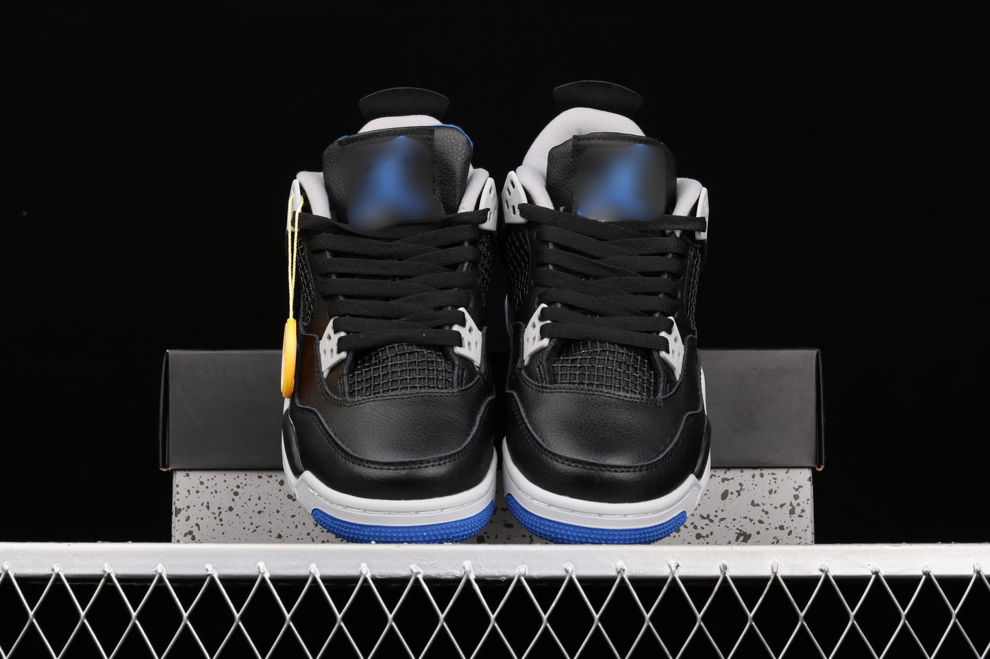 AJ4 #28