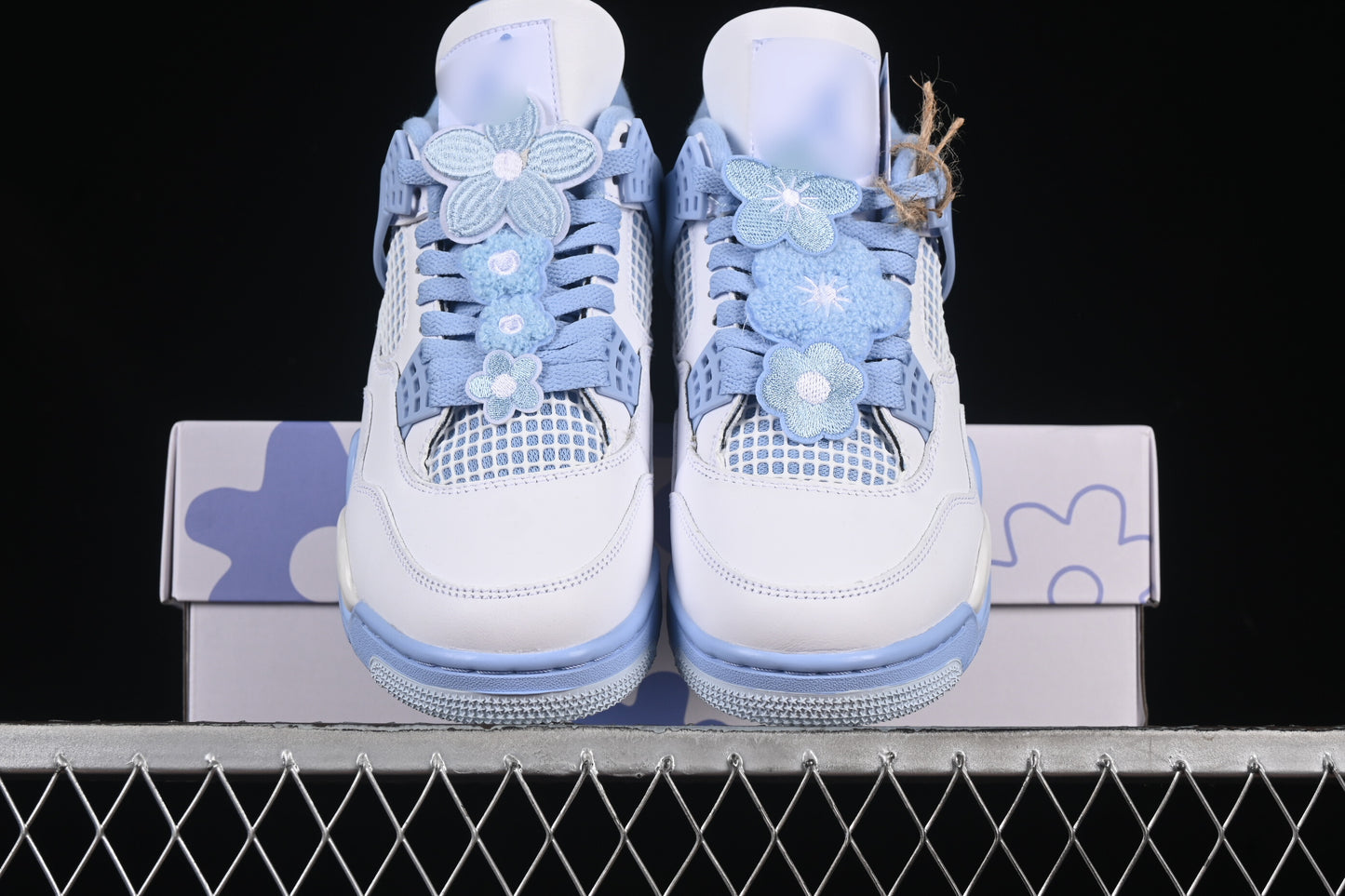AJ4 #17