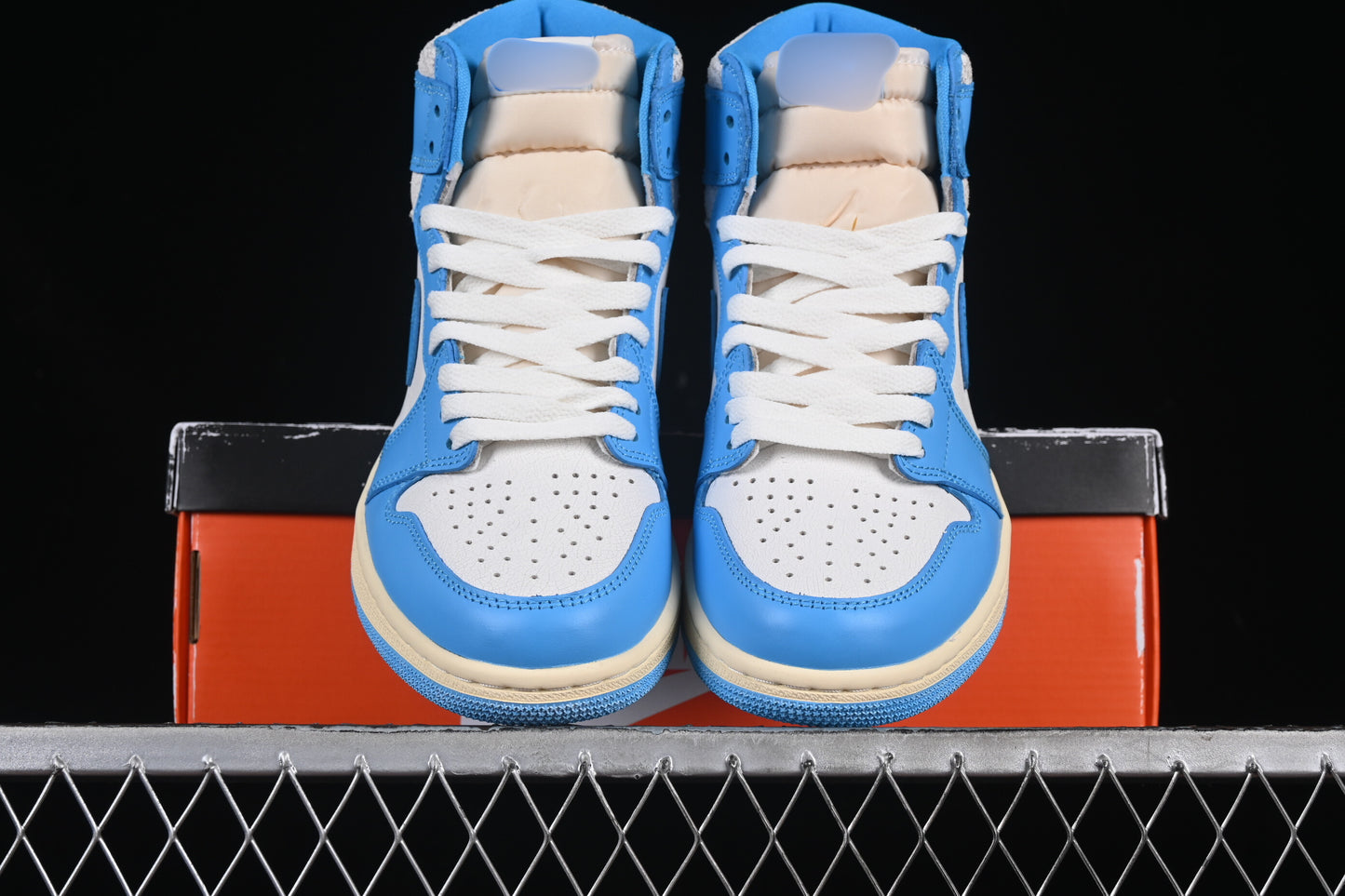 AJ1 High OG #4