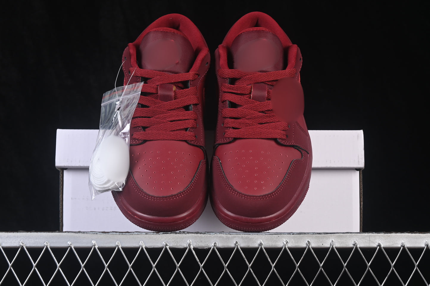 AJ1 Low #4