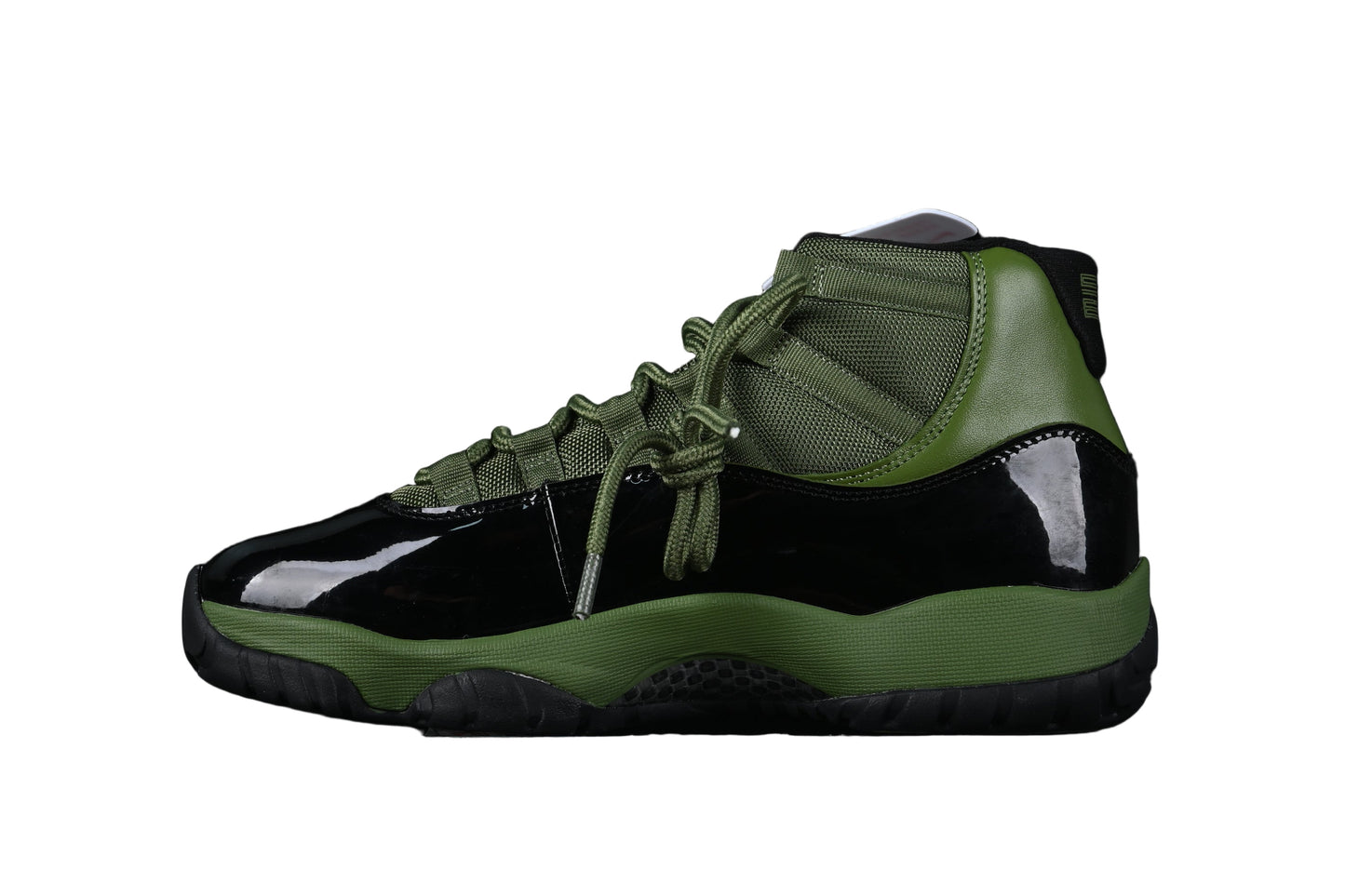 AJ11 #17