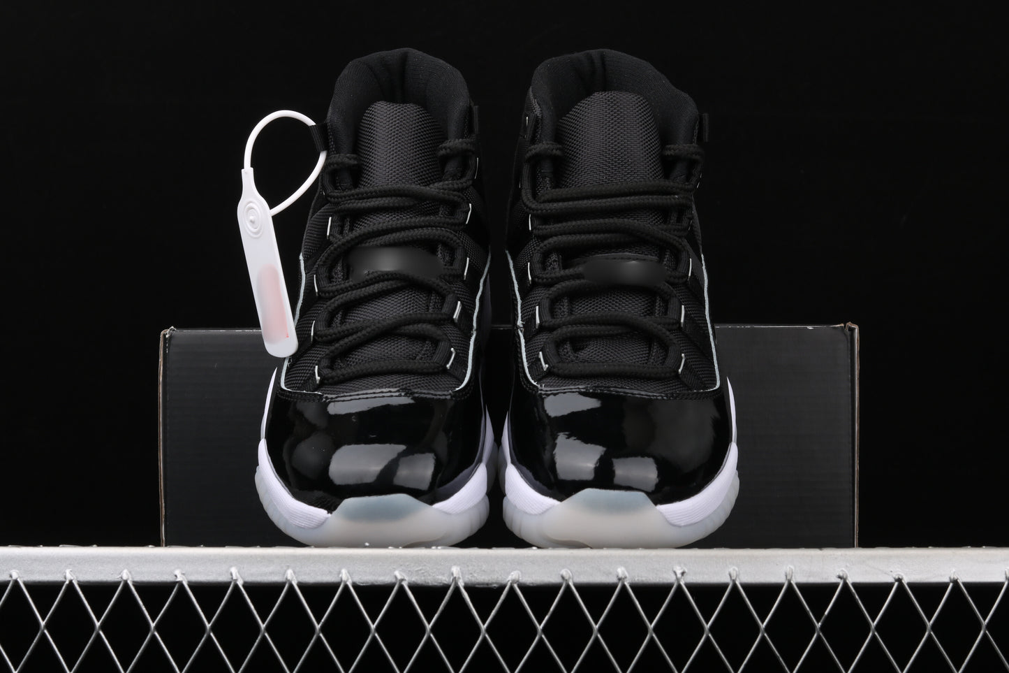 AJ11 #23